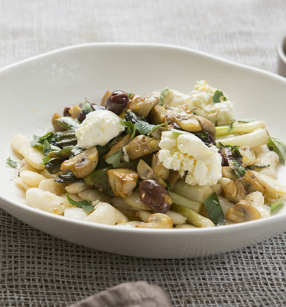 Braised leek and butter bean ragout with mushrooms and ricotta recipe