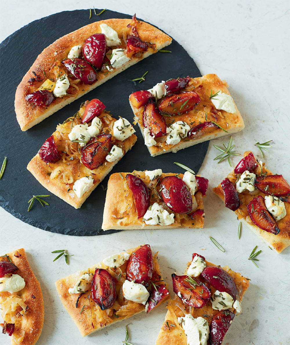 Focaccia with goat’s cheese, plums and caramelised onions recipe