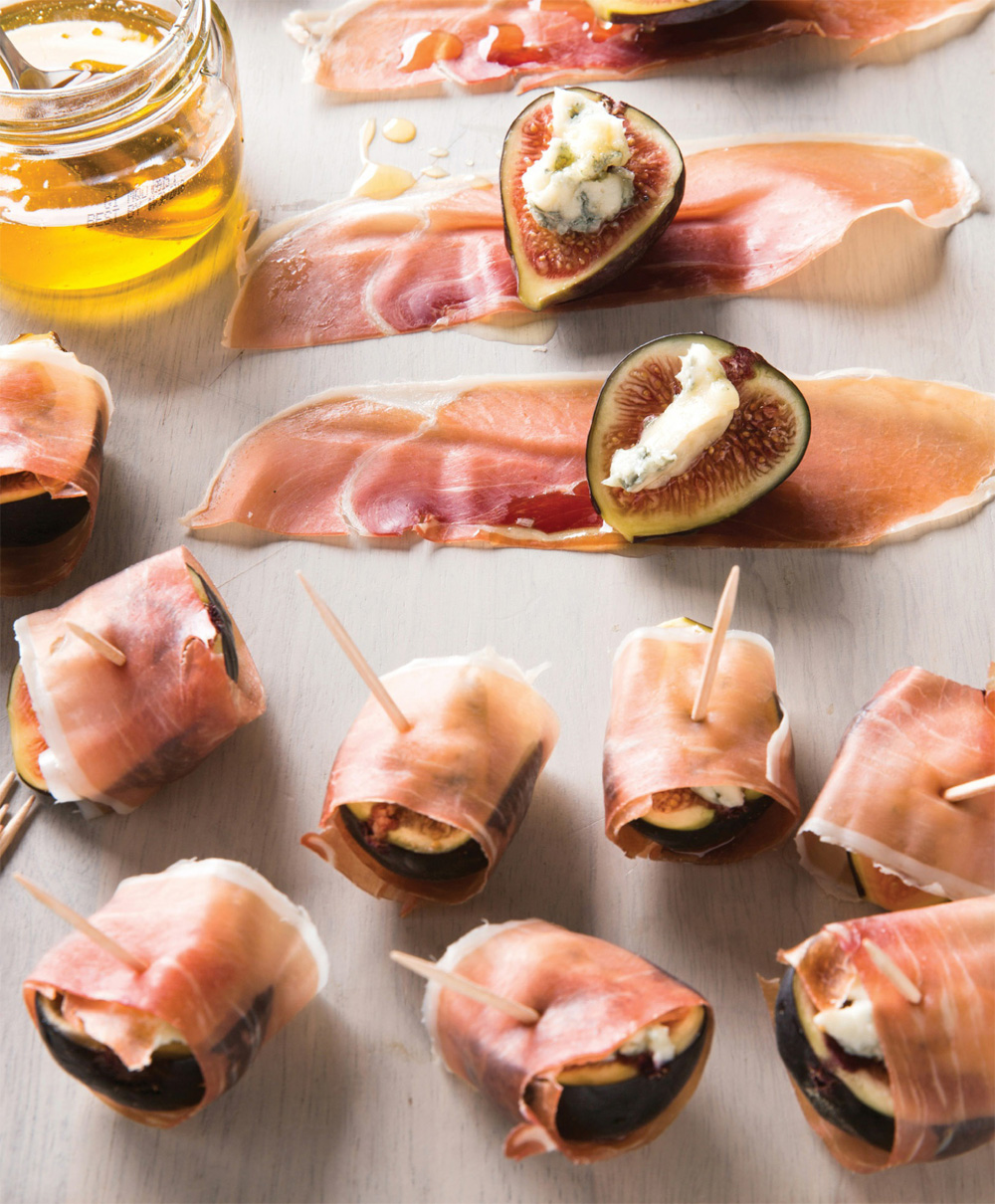 Prosciutto-wrapped figs with gorgonzola recipe