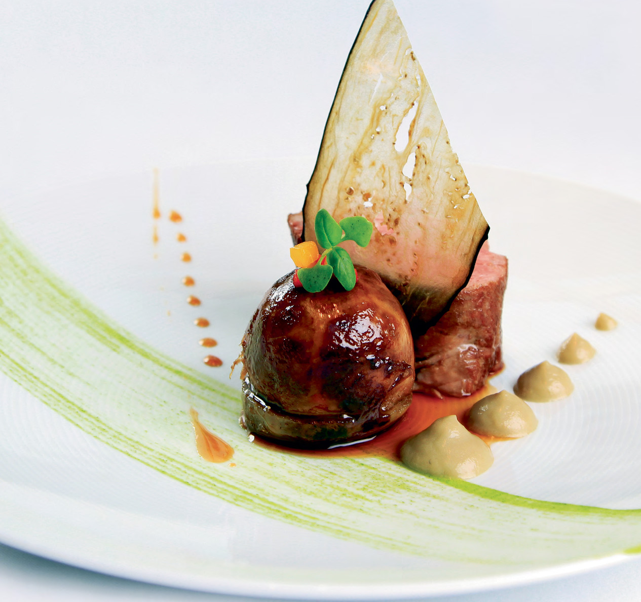 Roasted marshland lamb with confit brisket, artichoke and aubergine recipe