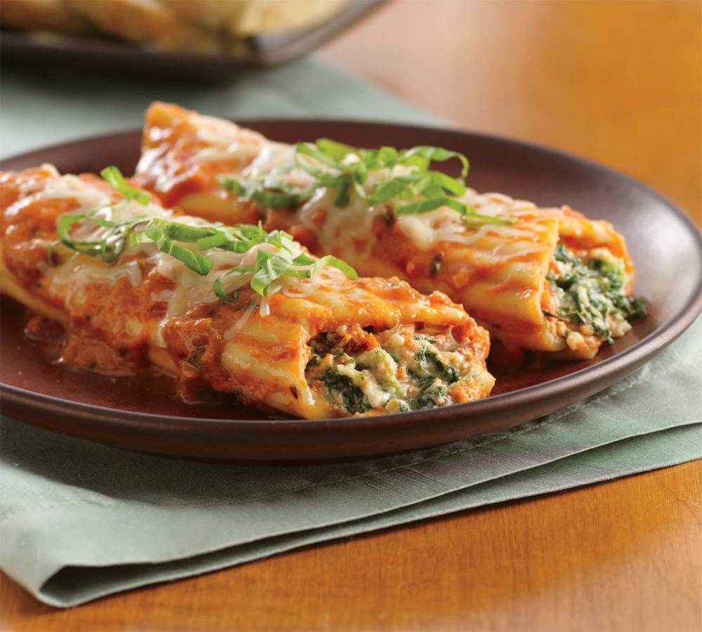 Spinach-stuffed manicotti with vodka cream sauce recipe