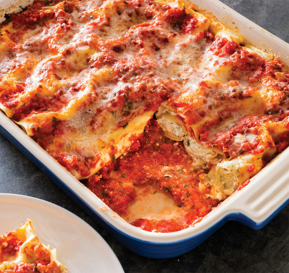 Baked manicotti with cheese filling recipe