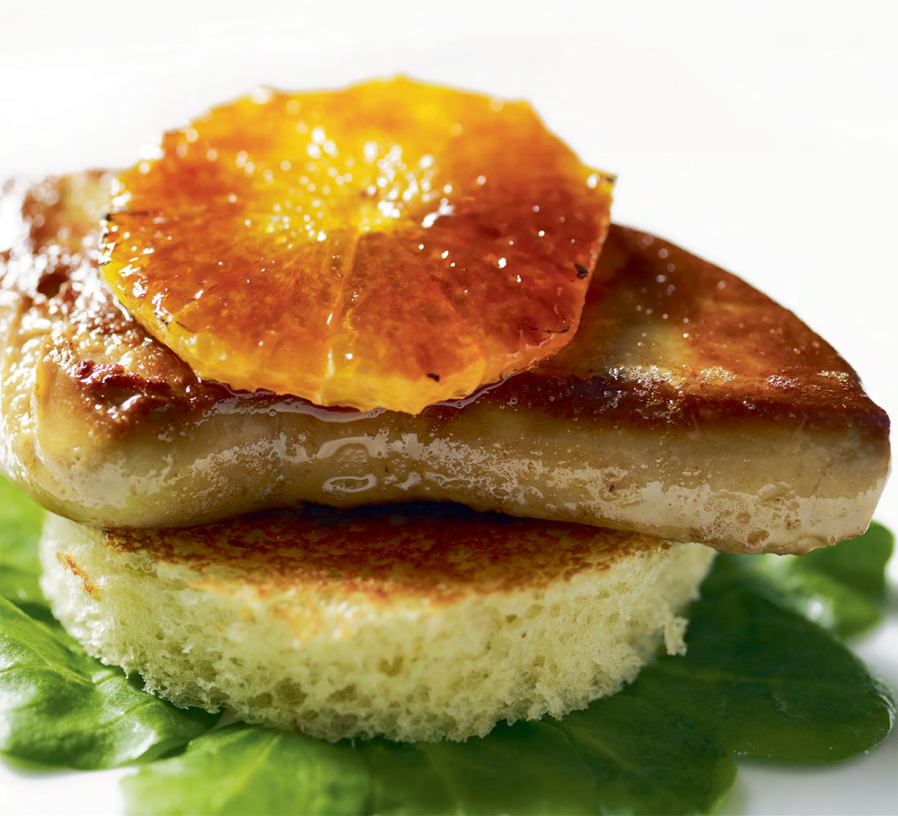 Hot foie gras with caramelised oranges on toasted brioche recipe