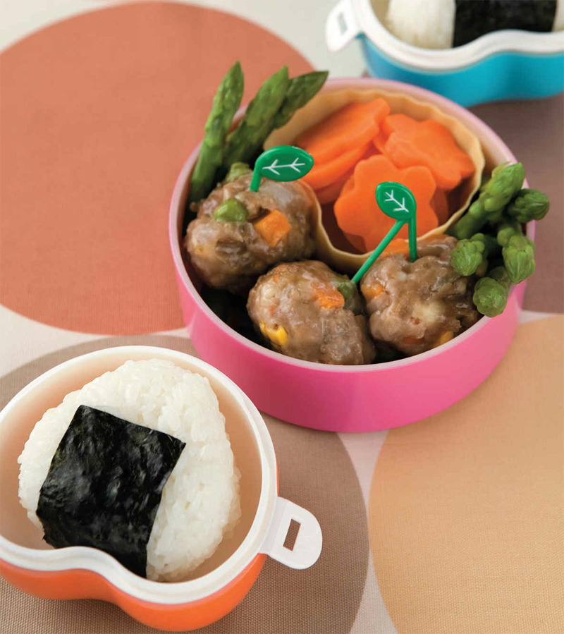 Onigiri and meatball bento recipe