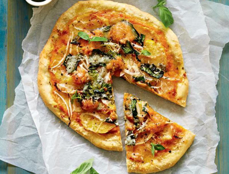 Pizza with pumpkin puree and potatoes recipe