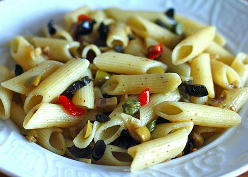 Pasta with anchovies and olives recipe