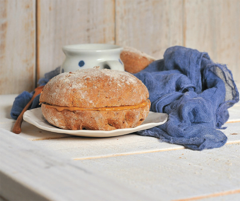 Spelt and seed rolls recipe