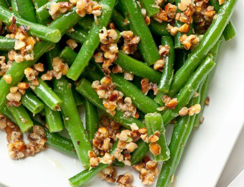 Lemon hazelnut green beans recipe