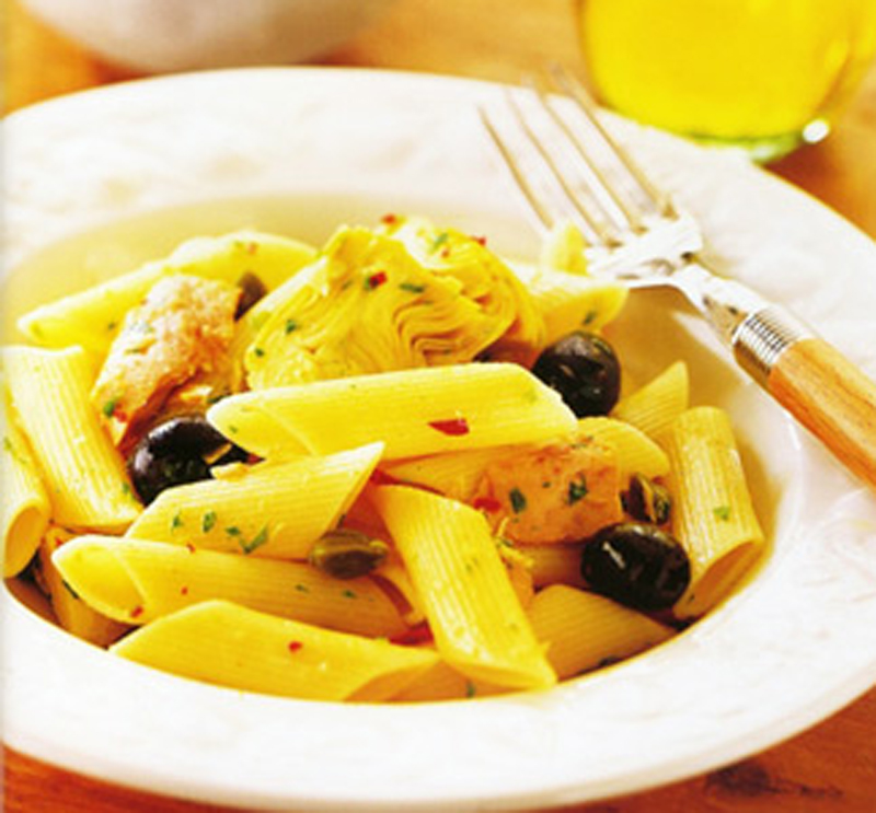 Penne with tuna, olives and capers recipe
