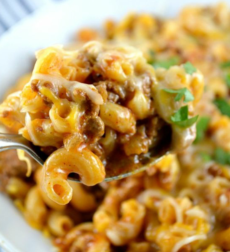 Beefy mac and cheese skillet recipe