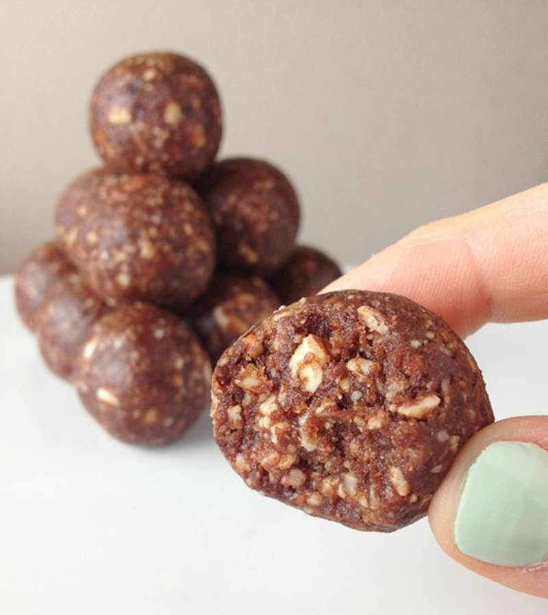 Raw brownie bites recipe