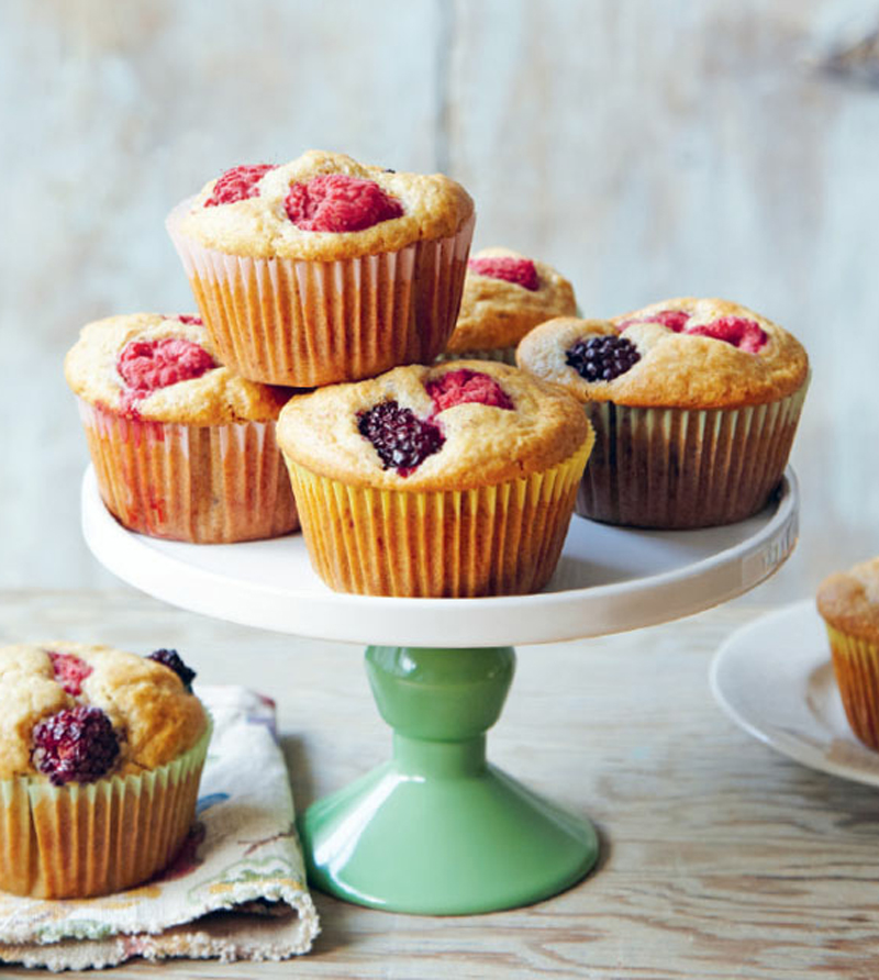 Summer muffins with raspberries & blackberries recipe