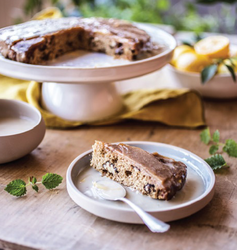 Walnut-pear cake with lemon sauce