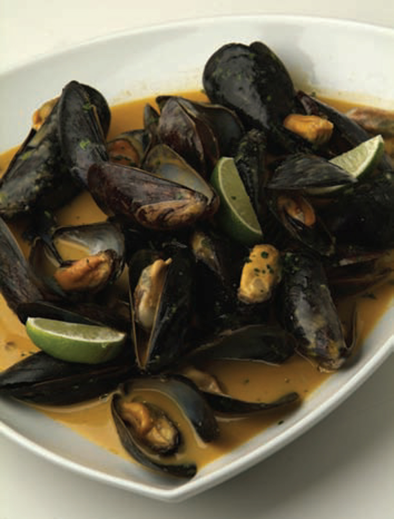 Thai mussels with coconut red curry sauce recipe