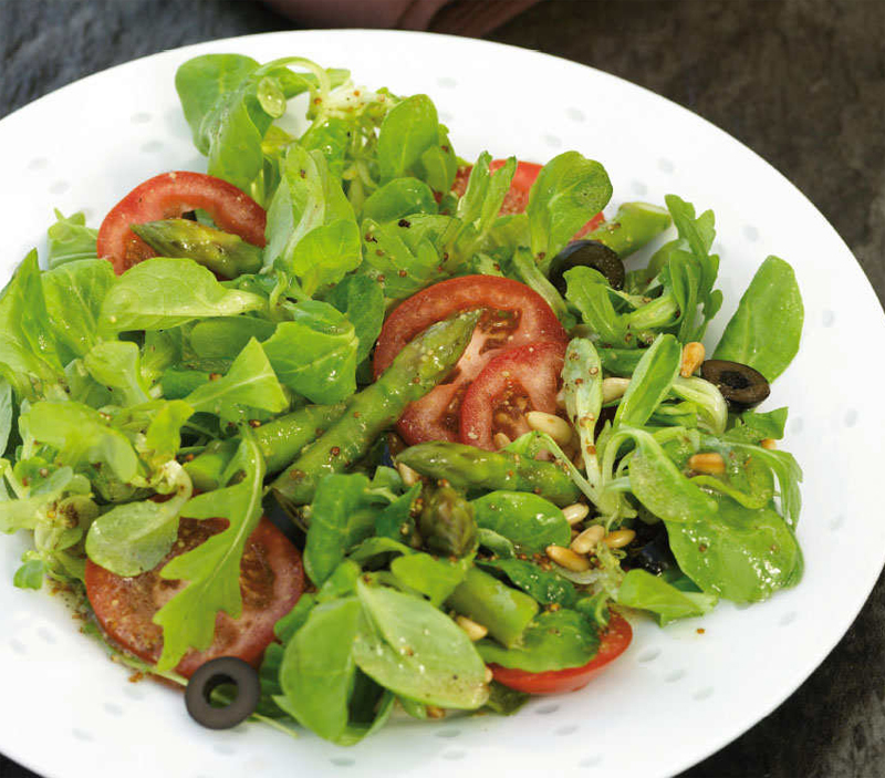 Asparagus & tomato salad