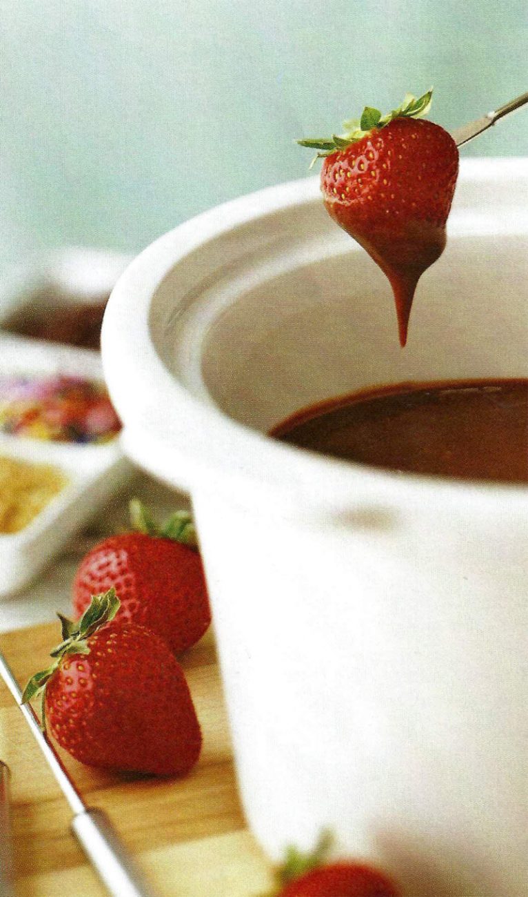 Candy bar fondue recipe