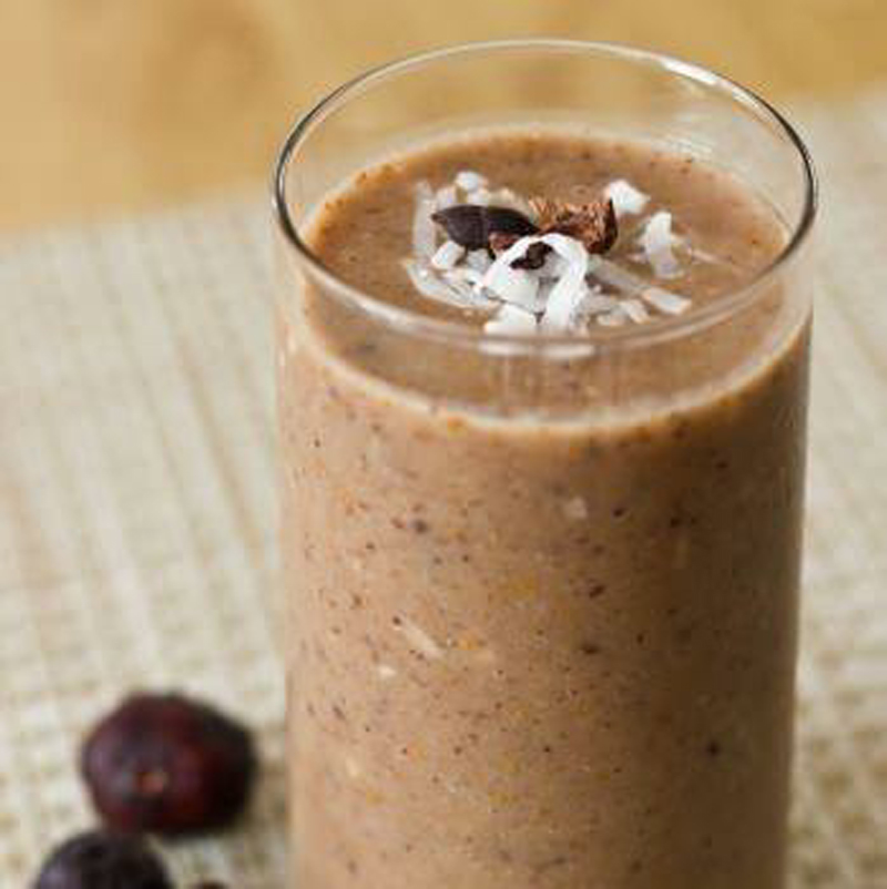 Decadent coconut-fig smoothie recipe