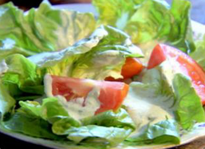 Bibb & tomato salad with buttermilk herb dressing recipe