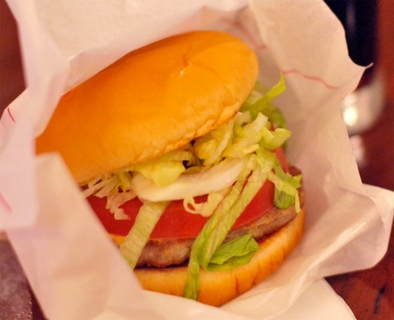 Guinness burgers with cheddar cheese and bacon recipe