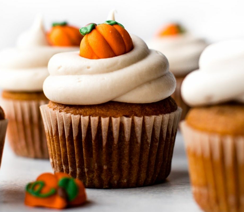 Pumpkin cupcakes with cream cheese frosting recipe