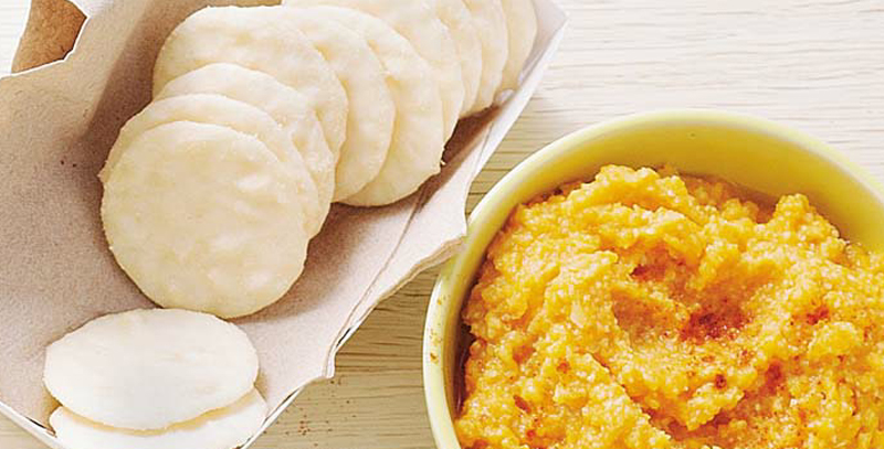 Rice crackers with carrot hummus recipe
