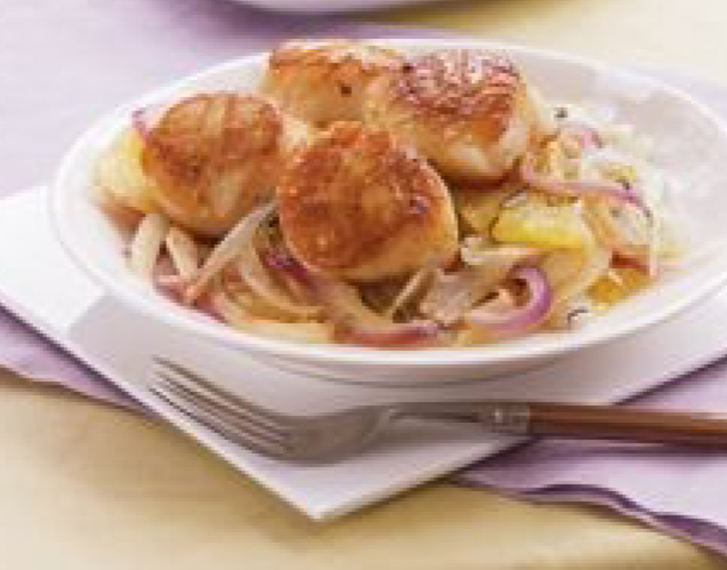 Seared scallops with sauteed fennel, orange, and red onion recipe