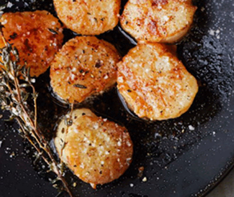 Crisp scallops with curried rice flour recipe