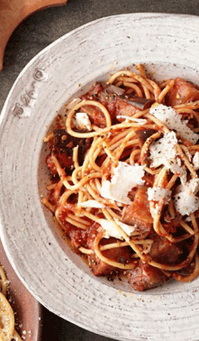 Spaghetti with eggplant and ricotta salata recipe