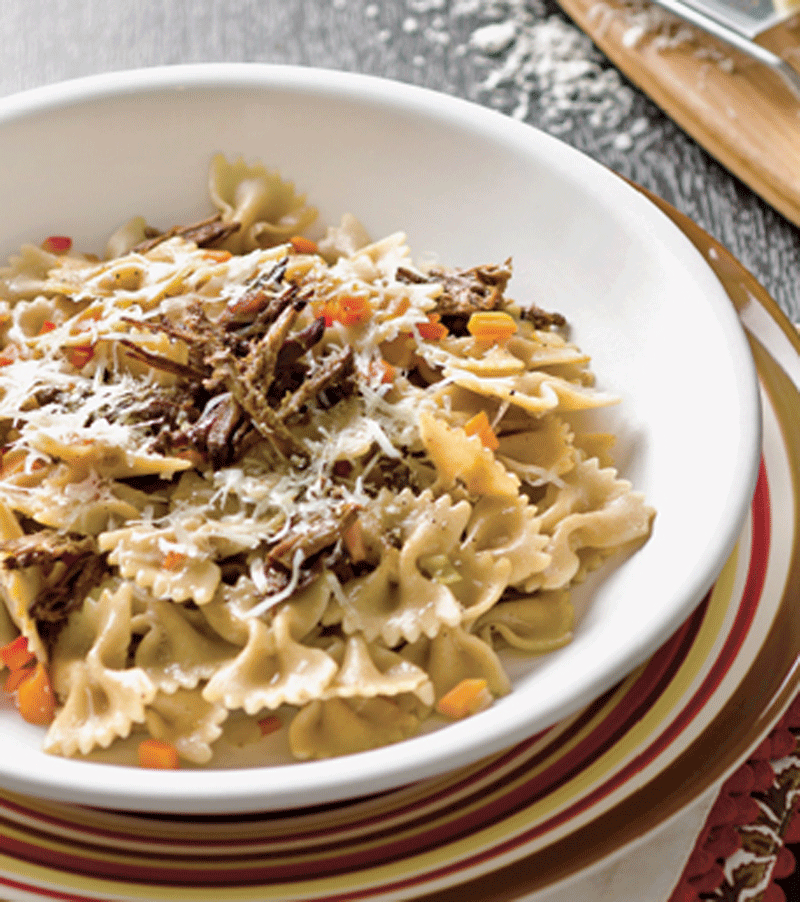 Spicy beef farfalle recipe