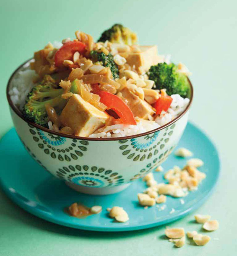 Broccoli with tofu & peanuts recipe